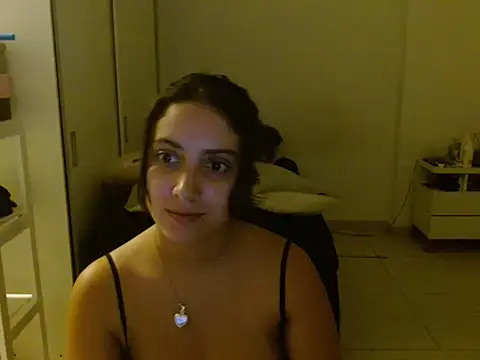 Snapshot of xBubblyBarbiexx chatting on March 5, 2025, 2:03 am xBubblyBarbiexx online show from March 5, 2025, 2:03 am