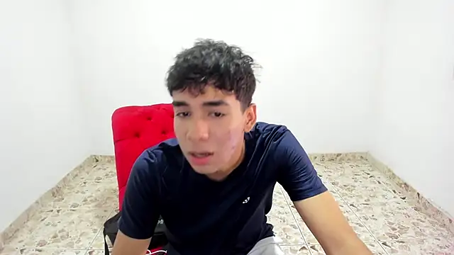 Snapshot of Harry_LatinBoy chatting on February 26, 2025, 7:49 pm Harry LatinBoy online show from February 26, 2025, 7:49 pm