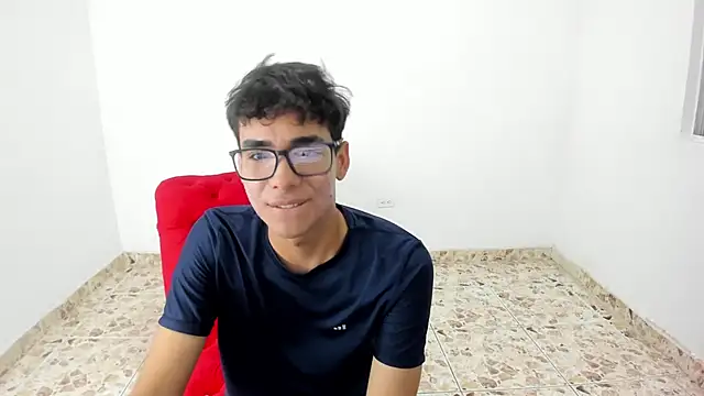 Snapshot of Harry_LatinBoy chatting on February 26, 2025, 10:53 pm Harry LatinBoy online show from February 26, 2025, 10:53 pm