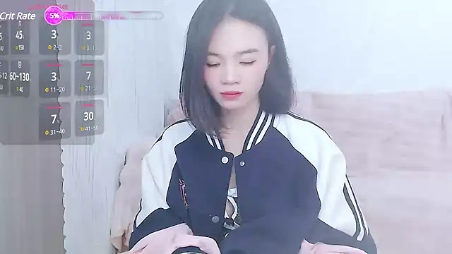 Snapshot of Koi-m- chatting on December 19, 2024, 1:51 pm Koi-m- online show from December 19, 2024, 1:51 pm