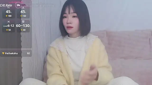 Snapshot of Koi-m- chatting on December 26, 2024, 6:12 pm Koi-m- online show from December 26, 2024, 6:12 pm