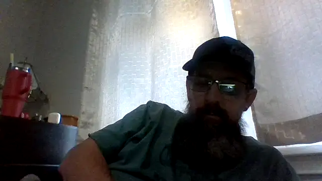 Snapshot of Huskers2020 chatting on December 7, 2024, 10:39 pm Huskers2020 online show from December 7, 2024, 10:39 pm