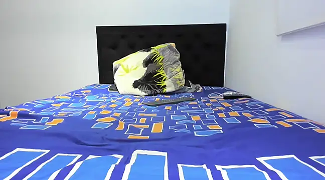 Snapshot of latin_bbc chatting on February 23, 2025, 6:17 am latin bbc online show from February 23, 2025, 6:17 am