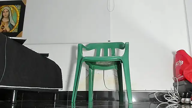 Snapshot of latin_bbc chatting on October 2, 2025, 12:28 am latin bbc online show from October 2, 2025, 12:28 am