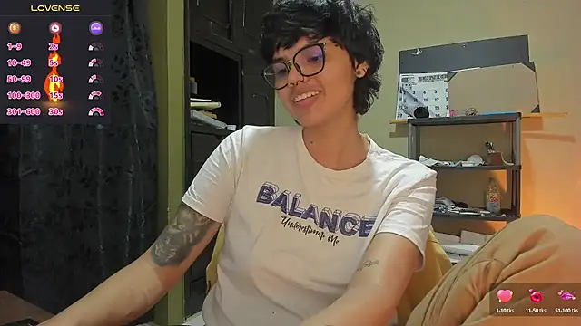 Snapshot of gooddess_isis chatting on December 23, 2024, 5:39 am gooddess isis online show from December 23, 2024, 5:39 am