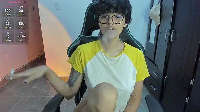 Snapshot of gooddess_isis chatting on December 30, 2024, 7:04 am gooddess isis online show from December 30, 2024, 7:04 am