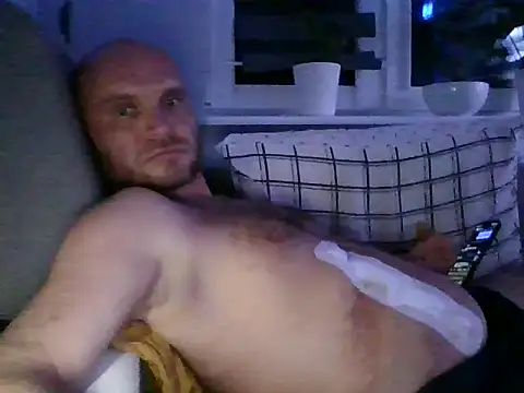 Snapshot of Ak0904 chatting on October 21, 2025, 9:15 pm Ak0904 online show from October 21, 2025, 9:15 pm