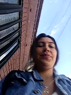 Snapshot of LIZ-06_ chatting on February 21, 2025, 12:50 pm LIZ-06 online show from February 21, 2025, 12:50 pm