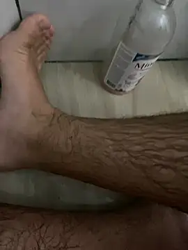 Snapshot of FabioF698 chatting on January 25, 2025, 7:39 pm FabioF698 online show from January 25, 2025, 7:39 pm