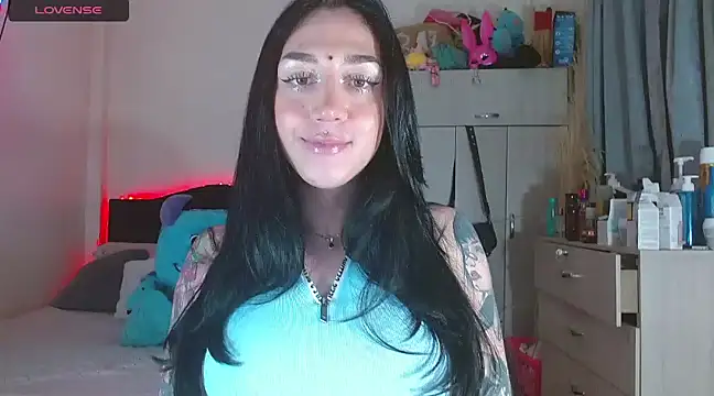 Snapshot of karla_zambrano chatting on February 27, 2025, 1:59 am karla zambrano online show from February 27, 2025, 1:59 am