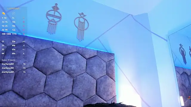 Snapshot of aggy_castel chatting on February 27, 2025, 7:44 am aggy castel online show from February 27, 2025, 7:44 am