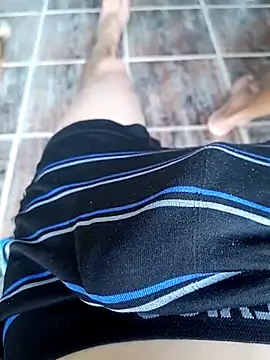 Snapshot of paubabando_ chatting on March 5, 2025, 8:53 pm paubabando  online show from March 5, 2025, 8:53 pm