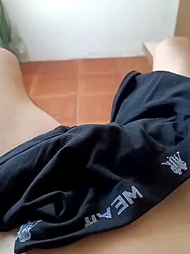 Snapshot of paubabando_ chatting on March 8, 2025, 1:25 pm paubabando  online show from March 8, 2025, 1:25 pm