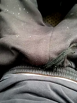 Snapshot of paubabando_ chatting on October 2, 2025, 8:49 pm paubabando  online show from October 2, 2025, 8:49 pm