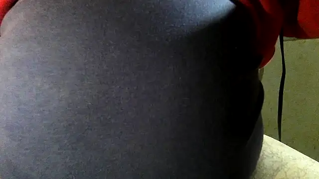 Snapshot of angel0_voglioso chatting on January 5, 2025, 5:41 pm angel0 voglioso online show from January 5, 2025, 5:41 pm