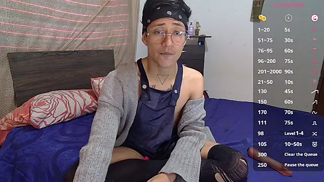 Snapshot of Sweet_c4mer0n chatting on October 10, 2025, 9:25 pm Sweet c4mer0n online show from October 10, 2025, 9:25 pm