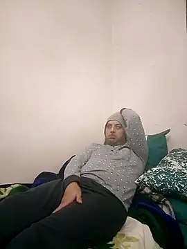 Snapshot of arabian82 chatting on December 12, 2024, 10:31 pm arabian82 online show from December 12, 2024, 10:31 pm