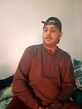 Snapshot of arabian82 chatting on December 19, 2024, 10:00 pm arabian82 online show from December 19, 2024, 10:00 pm