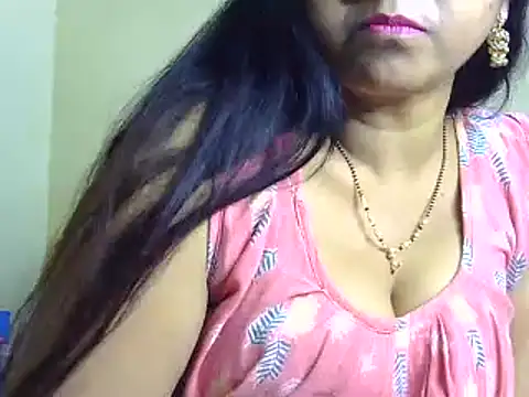 Snapshot of Suhana-sapna chatting on February 3, 2025, 5:24 pm Suhana-sapna online show from February 3, 2025, 5:24 pm