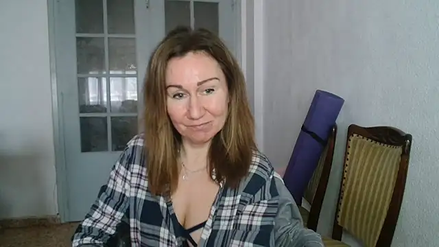 Snapshot of TamaraSweetxo chatting on March 5, 2025, 11:28 am TamaraSweetxo online show from March 5, 2025, 11:28 am