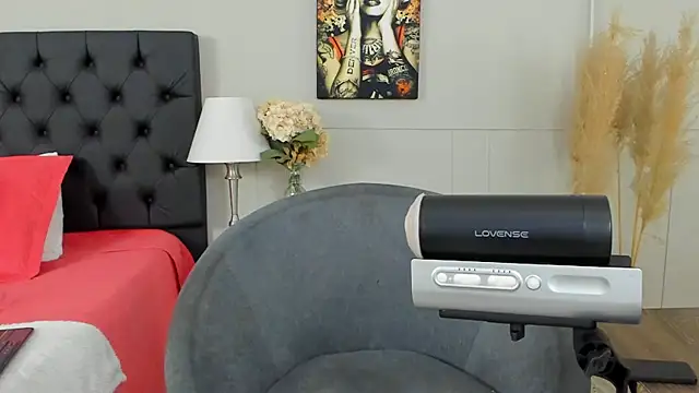 Snapshot of Robin_Rief chatting on March 21, 2025, 3:22 am Robin Rief online show from March 21, 2025, 3:22 am