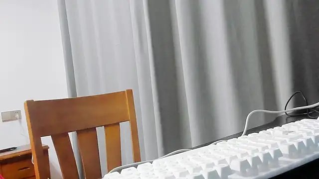 Snapshot of gunian chatting on March 14, 2025, 1:46 pm gunian online show from March 14, 2025, 1:46 pm