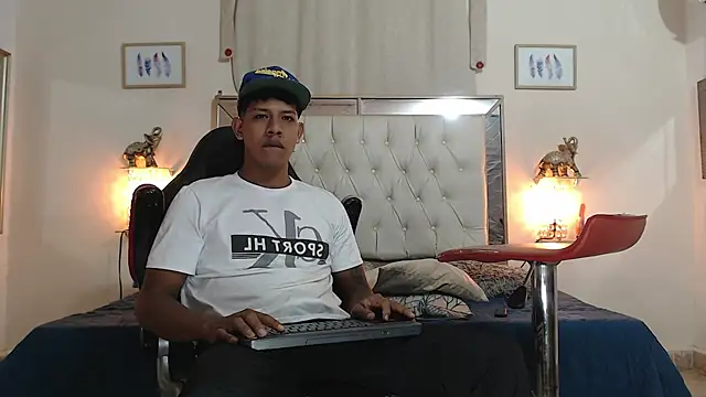 Snapshot of mr_stiven_ chatting on September 10, 2025, 2:22 am mr stiven  online show from September 10, 2025, 2:22 am