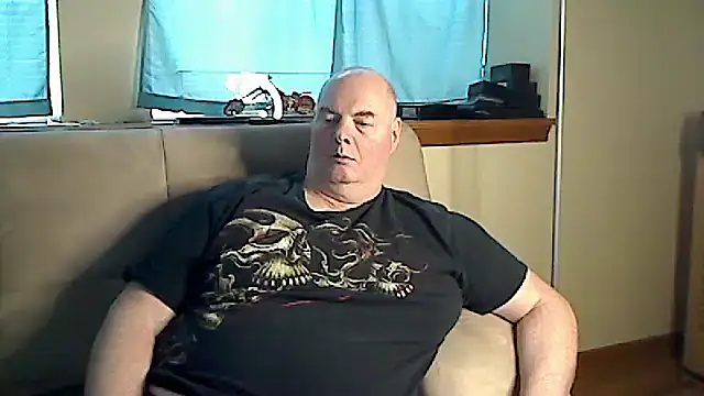 Snapshot of harley99574 chatting on December 13, 2024, 5:10 pm harley99574 online show from December 13, 2024, 5:10 pm