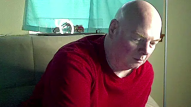 Snapshot of harley99574 chatting on December 18, 2024, 8:14 pm harley99574 online show from December 18, 2024, 8:14 pm