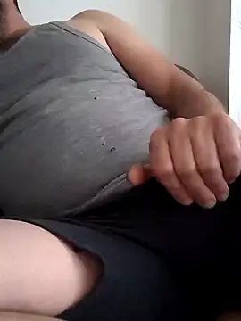 Snapshot of mertBy chatting on December 15, 2024, 10:39 am mertBy online show from December 15, 2024, 10:39 am