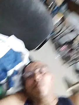 Snapshot of Alex011277 chatting on November 9, 2025, 3:49 am Alex011277 online show from November 9, 2025, 3:49 am