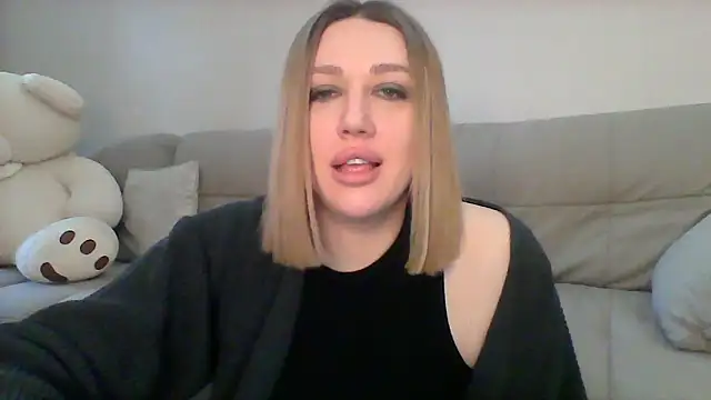 Snapshot of VickyLove047 chatting on February 18, 2025, 7:43 am VickyLove047 online show from February 18, 2025, 7:43 am