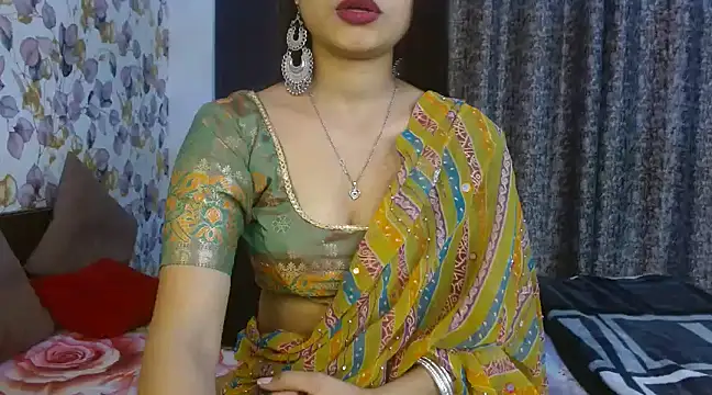 Snapshot of Baby_Zahira chatting on February 18, 2025, 4:59 pm Baby Zahira online show from February 18, 2025, 4:59 pm