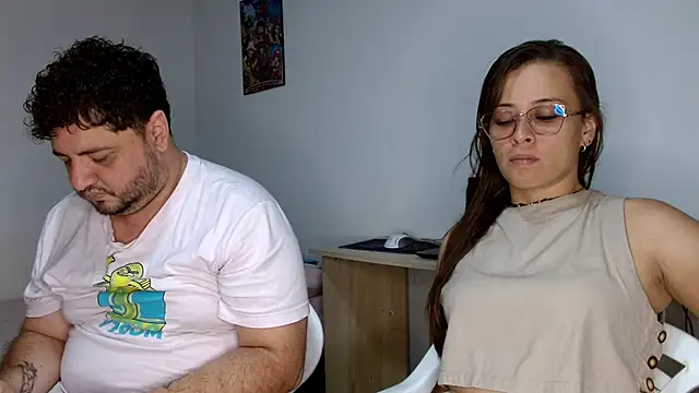 Snapshot of Paloma_Desire chatting on March 22, 2025, 6:47 pm Paloma Desire online show from March 22, 2025, 6:47 pm