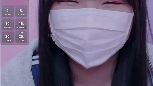 Snapshot of KARATE_HONO chatting on January 25, 2025, 3:30 am KARATE HONO online show from January 25, 2025, 3:30 am