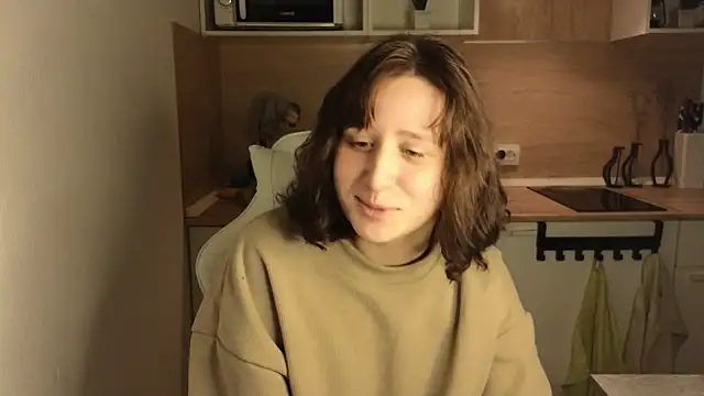 Snapshot of whatamarrie chatting on December 23, 2024, 7:09 pm whatamarrie online show from December 23, 2024, 7:09 pm