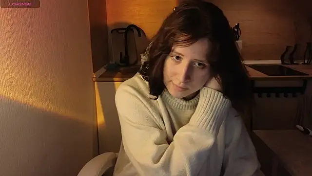 whatamarrie online show from December 27, 2024, 9:00 pm