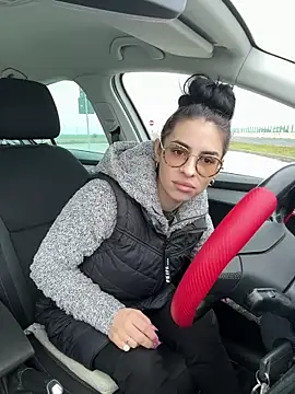 Snapshot of Anircanele chatting on December 29, 2024, 1:17 pm Anircanele online show from December 29, 2024, 1:17 pm