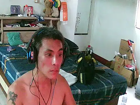 Snapshot of bb770504 chatting on November 1, 2025, 3:52 am bb770504 online show from November 1, 2025, 3:52 am