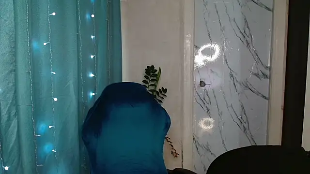 Snapshot of u_mistress_Anna chatting on January 20, 2025, 8:52 am u mistress Anna online show from January 20, 2025, 8:52 am