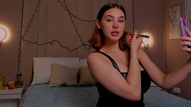 Snapshot of AngelicaKleee chatting on September 20, 2025, 1:39 am AngelicaKleee online show from September 20, 2025, 1:39 am