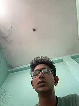 Snapshot of Cocaineandweed45 chatting on November 11, 2025, 6:13 am Cocaineandweed45 online show from November 11, 2025, 6:13 am