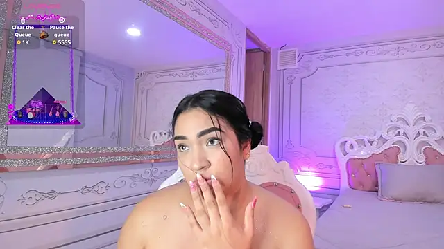 Snapshot of stefany_duque1_ chatting on February 8, 2025, 6:33 am stefany duque1  online show from February 8, 2025, 6:33 am