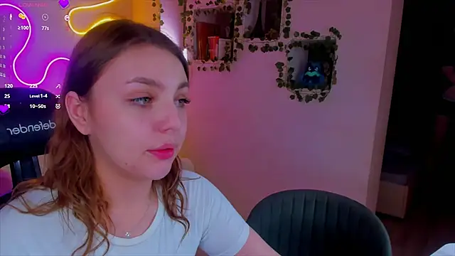 Snapshot of RobertAndLinela chatting on December 25, 2024, 1:42 am RobertAndLinela online show from December 25, 2024, 1:42 am