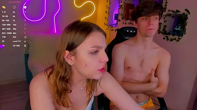 Snapshot of RobertAndLinela chatting on December 30, 2024, 10:01 pm RobertAndLinela online show from December 30, 2024, 10:01 pm