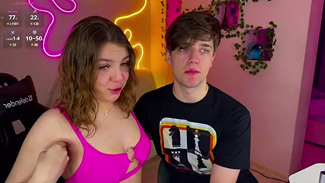 Snapshot of RobertAndLinela chatting on February 16, 2025, 5:26 pm RobertAndLinela online show from February 16, 2025, 5:26 pm