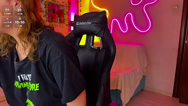 Snapshot of RobertAndLinela chatting on March 13, 2025, 4:56 pm RobertAndLinela online show from March 13, 2025, 4:56 pm