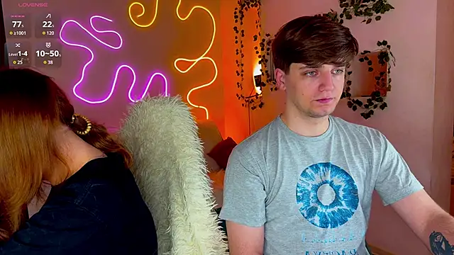 Snapshot of RobertAndLinela chatting on September 10, 2025, 1:16 am RobertAndLinela online show from September 10, 2025, 1:16 am