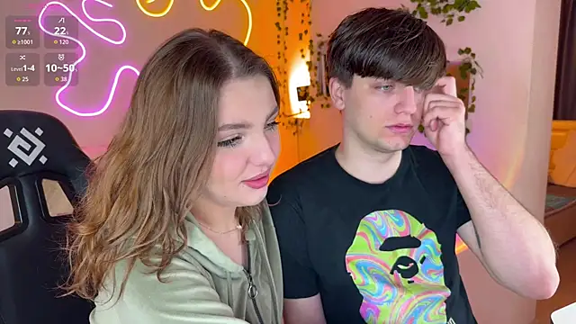 Snapshot of RobertAndLinela chatting on September 27, 2025, 3:55 am RobertAndLinela online show from September 27, 2025, 3:55 am