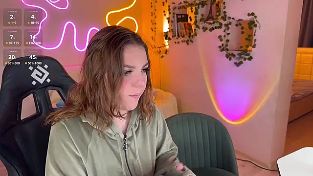 Snapshot of RobertAndLinela chatting on October 30, 2025, 2:40 pm RobertAndLinela online show from October 30, 2025, 2:40 pm